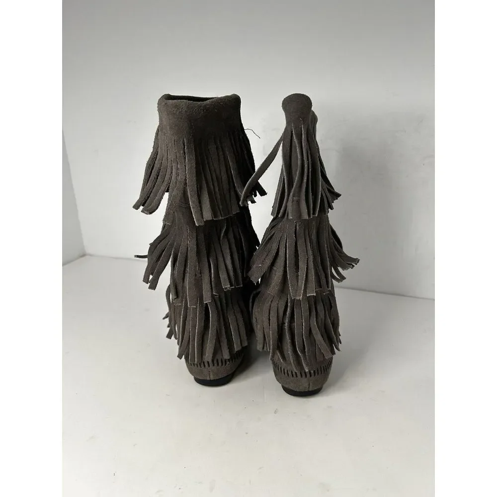 Minnetonka‎ Moccasins 1631T Sz 5 Womens 3 Layer Fringe Calf High Boot Grey Suede